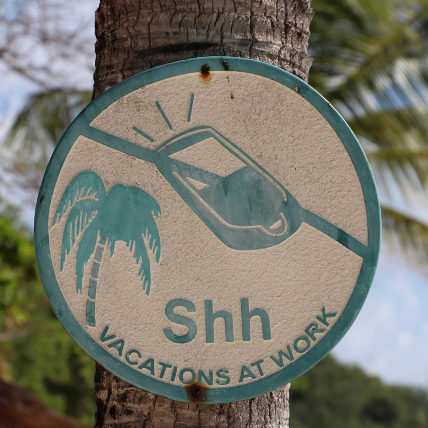 Marije deed smartphone weg_118