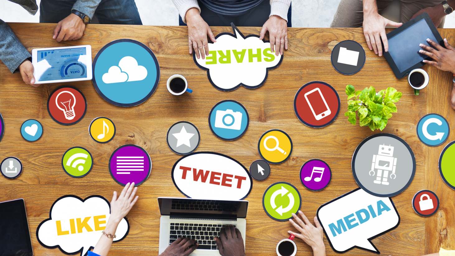 Personeel werven via social media_271